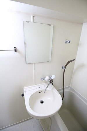 ジュネス桜ヶ丘の物件内観写真